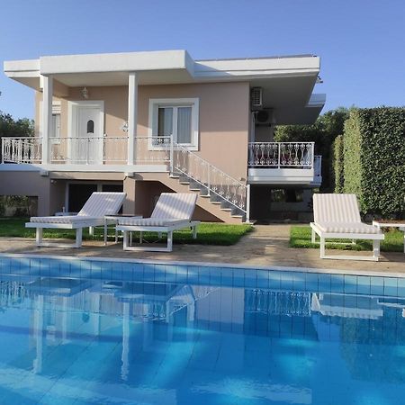 Villa Aphrodite Ríza Екстериор снимка