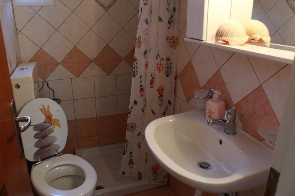 Villa Aphrodite Ríza Екстериор снимка