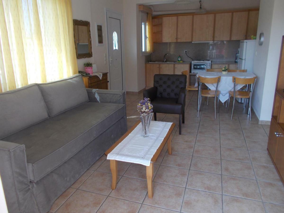 Villa Aphrodite Ríza Екстериор снимка