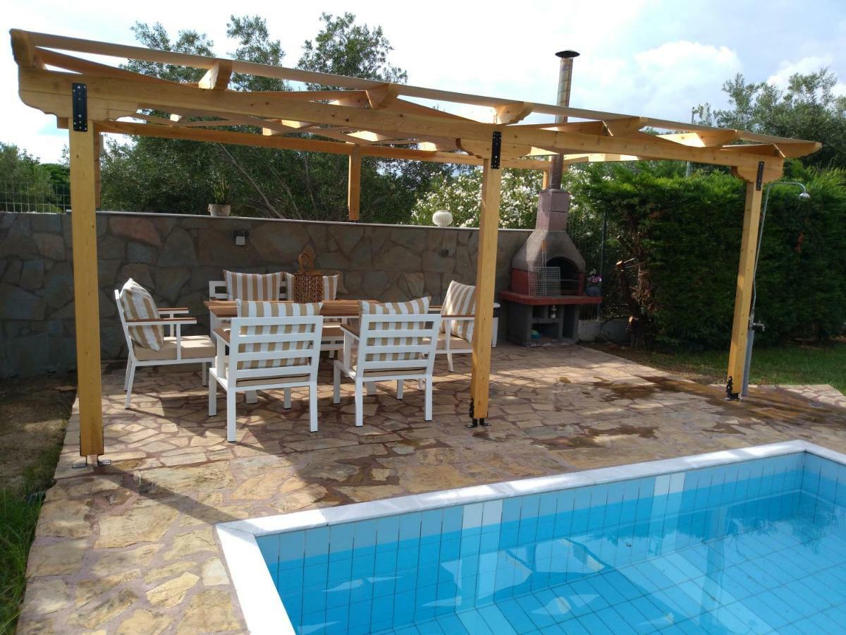Villa Aphrodite Ríza Екстериор снимка