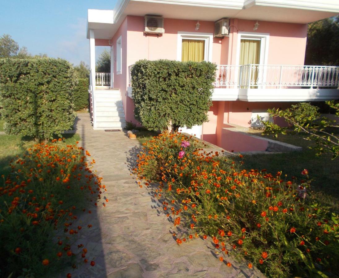 Villa Aphrodite Ríza Екстериор снимка